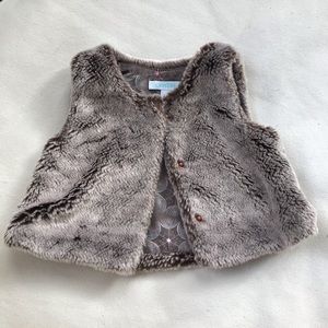 EUC OBAIBI Faux Fur Vest